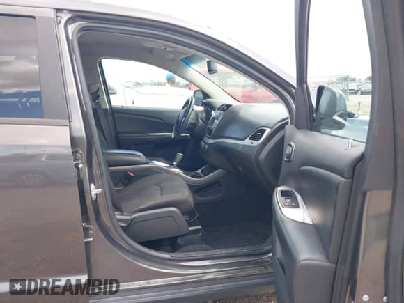 2017 Dodge Journey SE with VIN 3C4PDCAB9HT538957, listed as a IAAI auction lot 43303219 with 68,636 mi miles and . Bid and sale history available at DreamBid. Image 5.