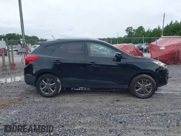 2015 Hyundai Tucson SE z VIN KM8JU3AGXFU987693, wystawiony jako IAAI lot #42989626 z przebiegiem 174 157 mil mil oraz . Historia ofert i sprzedaży dostępna na DreamBid. Obrazek 13.