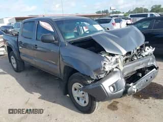 2015 Toyota Tacoma PreRunner z VIN 5TFJU4GN4FX065158, wystawiony jako IAAI lot #42795036 z przebiegiem 237 793 mil mil oraz . Historia ofert i sprzedaży dostępna na DreamBid. Obrazek 1.