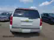 2014 Chevrolet Tahoe LTZ z VIN 1GNSKCE00ER248482, wystawiony jako IAAI lot #42276740 z przebiegiem 158 454 mil mil oraz . Historia ofert i sprzedaży dostępna na DreamBid. Obrazek 16.