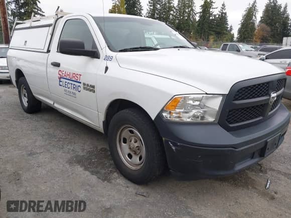 2018 Ram 1500 Tradesman with VIN 3C6JR6DG3JG162651, listed as a IAAI auction lot 43558642 with 130,398 mi miles and . Bid and sale history available at DreamBid. Image 1.