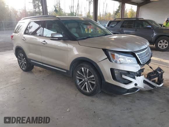 2017 Ford Explorer Platinum с VIN 1FM5K8HTXHGD64678, выставлен на аукционе IAAI как лот 43465168 с пробегом 204 184 миль миль и . История ставок и продаж доступна на DreamBid. Изображение 1.