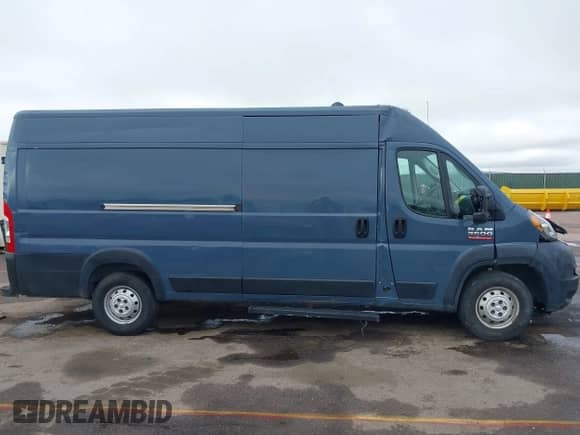 2020 Ram ProMaster Cargo с VIN 3C6URVJG8LE117313, выставлен на аукционе IAAI как лот 43275841 с пробегом Не указан миль и . История ставок и продаж доступна на DreamBid. Изображение 13.