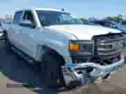 2018 GMC Sierra 1500 SLT z VIN 3GTU1NERXJG202778, wystawiony jako IAAI lot #43195179 z przebiegiem 59 751 mil mil oraz . Historia ofert i sprzedaży dostępna na DreamBid. Obrazek 1.