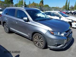 2020 Mitsubishi Outlander SE с VIN JA4AD3A32LZ036785, выставлен на аукционе IAAI как лот 43453949 с пробегом 83 451 миль миль и . История ставок и продаж доступна на DreamBid. Изображение 1.