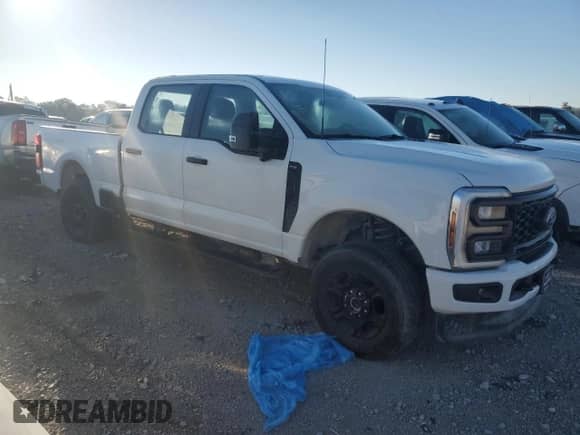 2024 Ford F-250 XL с VIN 1FT8W2BTXREF73413, выставлен на аукционе Copart как лот 65669125 с пробегом 16 144 миль миль и Списание • Salvage title. История ставок и продаж доступна на DreamBid. Изображение 4.