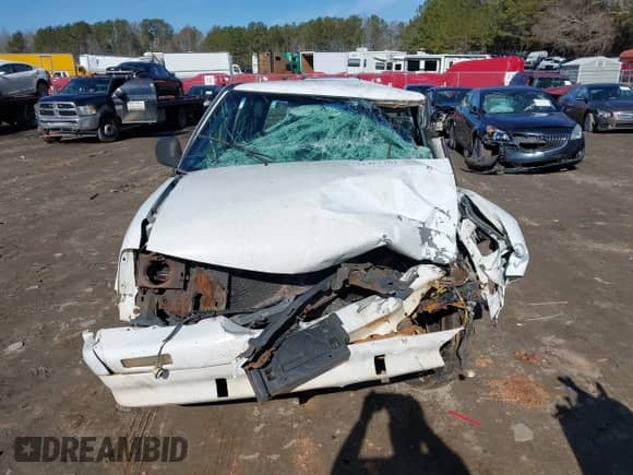 1995 Chevrolet S-10 LS с VIN 1GCCS19Z1SK193216, выставлен на аукционе IAAI как лот 41452381 с пробегом 170 800 миль миль и . История ставок и продаж доступна на DreamBid. Изображение 12.