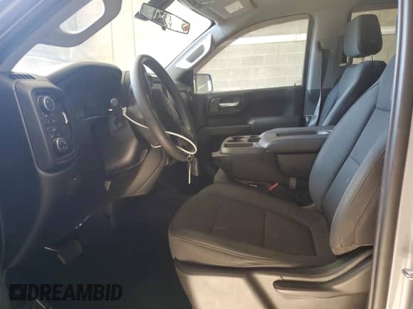 2020 Chevrolet Silverado 1500 Custom with VIN 1GCUYBEF2LZ201370, listed as a Copart auction lot 81977215 with 81,504 mi miles and Salvage title. Bid and sale history available at DreamBid. Image 7.