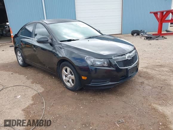 2014 Chevrolet Cruze 1LT с VIN 1G1PC5SB6E7351634, выставлен на аукционе IAAI как лот 43114165 с пробегом 111 804 миль миль и . История ставок и продаж доступна на DreamBid. Изображение 1.