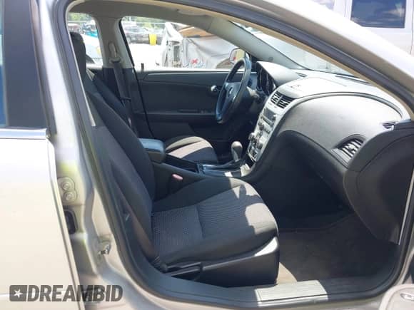 2008 Chevrolet Malibu 1LT с VIN 1G1ZH57B88F269711, выставлен на аукционе IAAI как лот 42972603 с пробегом 200 238 миль миль и . История ставок и продаж доступна на DreamBid. Изображение 5.