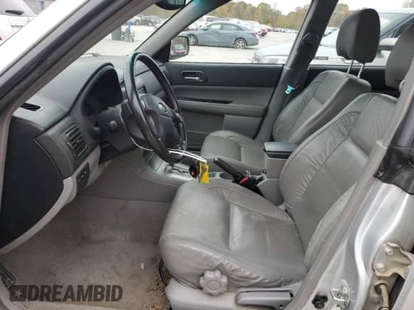 2004 Subaru Forester XS z VIN JF1SG65694H740275, wystawiony jako Copart lot #85751645 z przebiegiem 163 055 mil mil oraz Szkoda całkowita • Salvage title. Historia ofert i sprzedaży dostępna na DreamBid. Obrazek 7.