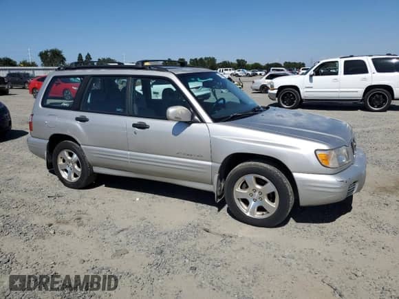 2001 Subaru Forester S with VIN JF1SF65611H723081, listed as a Copart auction lot 56510405 with 145,388 mi miles and Clean title. Bid and sale history available at DreamBid. Image 4.
