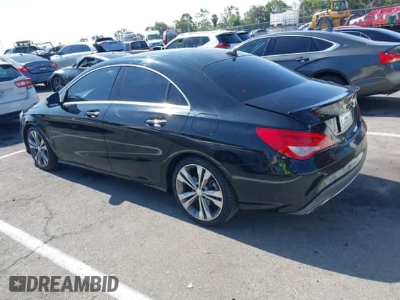 2017 Mercedes-Benz CLA 250 z VIN WDDSJ4EB5HN428030, wystawiony jako IAAI lot #42608535 z przebiegiem 93 791 mil mil oraz . Historia ofert i sprzedaży dostępna na DreamBid. Obrazek 3.