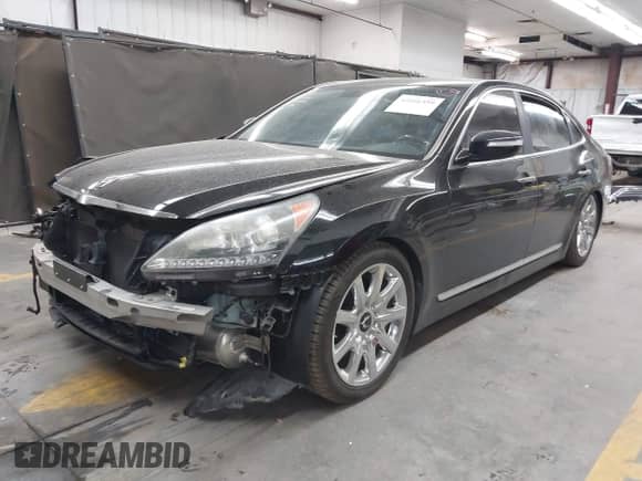 2013 Hyundai Equus Signature с VIN KMHGH4JH9DU059500, выставлен на аукционе IAAI как лот 43101359 с пробегом Не указан миль и . История ставок и продаж доступна на DreamBid. Изображение 17.