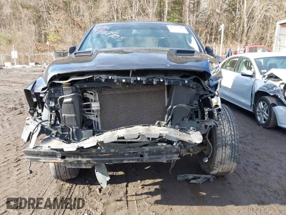 2019 Ram 1500 Express z VIN 1C6RR7KTXKS748038, wystawiony jako IAAI lot #41137908 z przebiegiem 46 339 mil mil oraz . Historia ofert i sprzedaży dostępna na DreamBid. Obrazek 6.