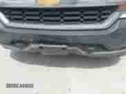 2017 Chevrolet Silverado 1500 Work Truck z VIN 1GCVKNEC5HZ364972, wystawiony jako IAAI lot #42776518 z przebiegiem 236 900 mil mil oraz . Historia ofert i sprzedaży dostępna na DreamBid. Obrazek 6.