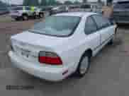 1997 Honda Accord LX с VIN 1HGCD7231VA005258, выставлен на аукционе IAAI как лот 42392761 с пробегом 127 740 миль миль и . История ставок и продаж доступна на DreamBid. Изображение 4.