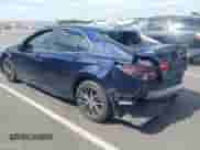 2021 Toyota Camry SE Nightshade z VIN 4T1G11AKXMU519763, wystawiony jako IAAI lot #43319480 z przebiegiem 97 862 mil mil oraz . Historia ofert i sprzedaży dostępna na DreamBid. Obrazek 3.