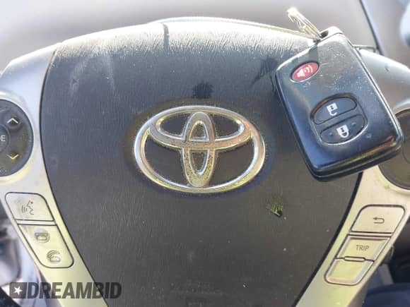 2016 Toyota Prius Two с VIN JTDZN3EU4GJ046862, выставлен на аукционе IAAI как лот 42838522 с пробегом 59 201 миль миль и . История ставок и продаж доступна на DreamBid. Изображение 11.