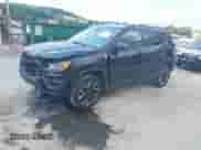 2018 Jeep Compass Trailhawk z VIN 3C4NJDDB1JT451464, wystawiony jako IAAI lot #42674943 z przebiegiem 114 704 mil mil oraz . Historia ofert i sprzedaży dostępna na DreamBid. Obrazek 17.