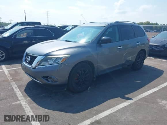 2015 Nissan Pathfinder Platinum с VIN 5N1AR2MN0FC686930, выставлен на аукционе IAAI как лот 43193939 с пробегом 219 842 миль миль и . История ставок и продаж доступна на DreamBid. Изображение 17.