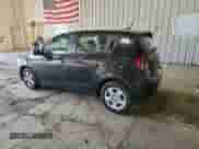 2013 Chevrolet Sonic LS z VIN 1G1JB6SH1D4192640, wystawiony jako Copart lot #83996305 z przebiegiem 55 369 mil mil oraz Czysty tytuł • Clean title. Historia ofert i sprzedaży dostępna na DreamBid. Obrazek 2.
