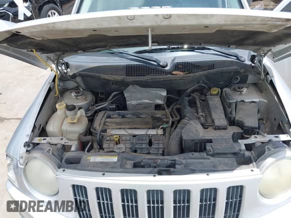 2008 Jeep Compass Sport с VIN 1J8FT47088D714888, выставлен на аукционе IAAI как лот 42763731 с пробегом 70 206 миль миль и . История ставок и продаж доступна на DreamBid. Изображение 10.
