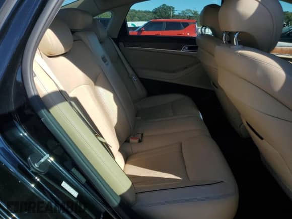 2016 Hyundai Genesis 3.8L с VIN KMHGN4JE0GU113494, выставлен на аукционе Copart как лот 82404355 с пробегом 179 040 миль миль и Чистый • Clean title. История ставок и продаж доступна на DreamBid. Изображение 10.