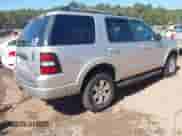 2007 Ford Explorer XLT с VIN 1FMEU63EX7UB74516, выставлен на аукционе IAAI как лот 43433565 с пробегом 237 174 миль миль и . История ставок и продаж доступна на DreamBid. Изображение 4.