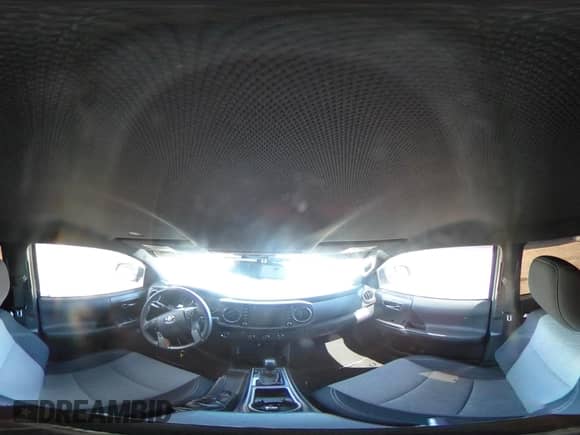 2020 Toyota Tacoma SR5 z VIN 3TMBZ5DN9LM027314, wystawiony jako IAAI lot #42258246 z przebiegiem 81 254 mil mil oraz . Historia ofert i sprzedaży dostępna na DreamBid. Obrazek 19.