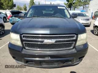 2010 Chevrolet Suburban LS with VIN 1GNUCHE02AR239103, listed as a Copart auction lot 89839245 with 188,180 mi miles and Clean title. Bid and sale history available at DreamBid. Image 5.