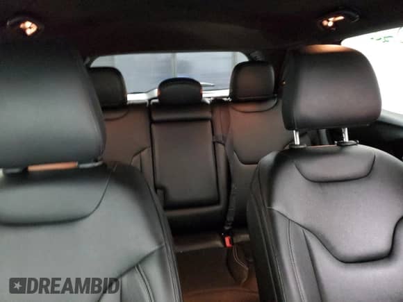 2025 Jeep Compass Limited with VIN 3C4NJDCN5ST511985, listed as a Copart auction lot 89178105 with 9,860 mi miles and Clean title. Bid and sale history available at DreamBid. Image 10.