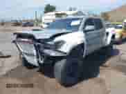 2019 Toyota Tacoma SR5 с VIN 3TMAZ5CN3KM104450, выставлен на аукционе IAAI как лот 43054667 с пробегом 124 554 миль миль и . История ставок и продаж доступна на DreamBid. Изображение 21.