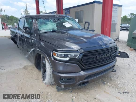 2022 Ram 1500 Limited z VIN 1C6RREHT8NN187076, wystawiony jako IAAI lot #42123348 z przebiegiem 28 253 mil mil oraz . Historia ofert i sprzedaży dostępna na DreamBid. Obrazek 1.