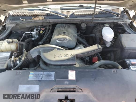 2003 Chevrolet Suburban Z71 with VIN 3GNFK16TX3G178890, listed as a Copart auction lot 62189535 with 158,090 mi miles and Salvage title. Bid and sale history available at DreamBid. Image 12.