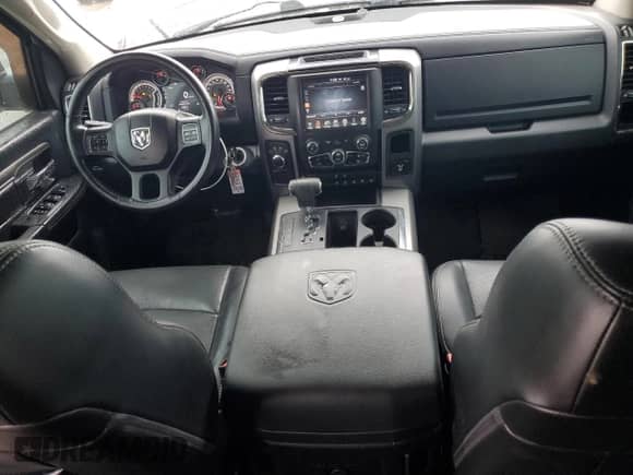 2013 Ram 1500 Sport z VIN 1C6RR7MT9DS525568, wystawiony jako Copart lot #81712555 z przebiegiem 143 606 mil mil oraz Szkoda całkowita • Salvage title. Historia ofert i sprzedaży dostępna na DreamBid. Obrazek 8.