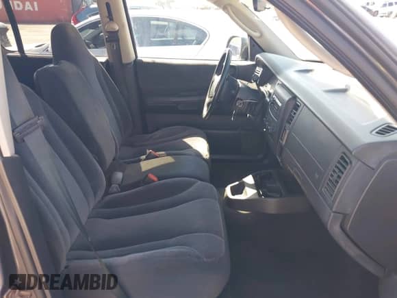 2004 Dodge Dakota SLT with VIN 1D7HL48K24S618072, listed as a IAAI auction lot 42001943 with 202,449 mi miles and . Bid and sale history available at DreamBid. Image 5.