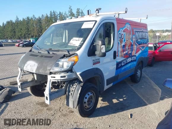 2016 Ram ProMaster Cargo с VIN 3C6TRVNG3GE119966, выставлен на аукционе IAAI как лот 43315248 с пробегом Не указан миль и . История ставок и продаж доступна на DreamBid. Изображение 19.