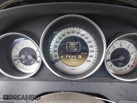2012 Mercedes-Benz C 250 Sport с VIN WDDGF4HB7CR197331, выставлен на аукционе IAAI как лот 43288259 с пробегом 111 302 миль миль и . История ставок и продаж доступна на DreamBid. Изображение 15.