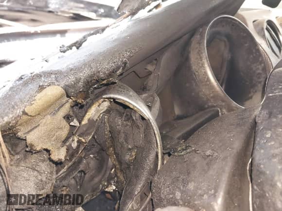 2020 Ford Mustang GT z VIN 1FA6P8CF4L5167124, wystawiony jako IAAI lot #42641040 z przebiegiem Nie podano mil oraz . Historia ofert i sprzedaży dostępna na DreamBid. Obrazek 7.