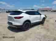 2022 Chevrolet Blazer LT с VIN 3GNKBHR42NS144387, выставлен на аукционе IAAI как лот 42562765 с пробегом 47 283 миль миль и . История ставок и продаж доступна на DreamBid. Изображение 4.