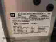 2004 Chevrolet Suburban LT z VIN 3GNEC16ZX4G286084, wystawiony jako Copart lot #72546834 z przebiegiem 250 830 mil mil oraz Szkoda całkowita • Salvage title. Historia ofert i sprzedaży dostępna na DreamBid. Obrazek 13.