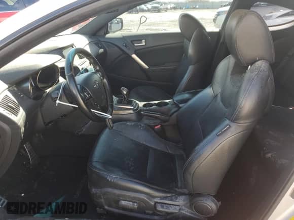 2014 Hyundai Genesis Coupe Ultimate с VIN KMHHU6KJ9EU116129, выставлен на аукционе Copart как лот 48736775 с пробегом 118 779 миль миль и Списание • Salvage title. История ставок и продаж доступна на DreamBid. Изображение 7.