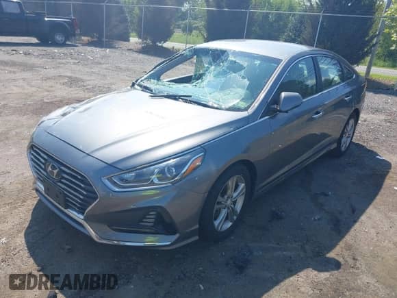 2018 Hyundai Sonata SEL with VIN 5NPE34AF2JH645678, listed as a IAAI auction lot 42823420 with 37,172 mi miles and . Bid and sale history available at DreamBid. Image 2.
