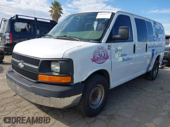 2007 Chevrolet Express Cargo с VIN 1GCGG25V871251024, выставлен на аукционе IAAI как лот 43511677 с пробегом 257 153 миль миль и . История ставок и продаж доступна на DreamBid. Изображение 2.