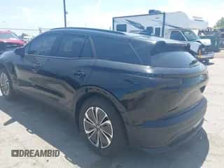 2025 Chevrolet Blazer EV AWD LT z VIN 3GNKDGRJ1SS108051, wystawiony jako IAAI lot #42563631 z przebiegiem 1 000 mil mil oraz . Historia ofert i sprzedaży dostępna na DreamBid. Obrazek 3.