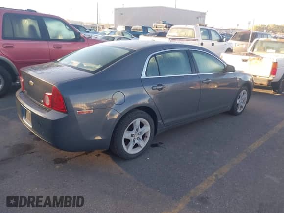 2008 Chevrolet Malibu 1FL с VIN 1G1ZG57N084237019, выставлен на аукционе IAAI как лот 43523065 с пробегом 232 690 миль миль и . История ставок и продаж доступна на DreamBid. Изображение 4.