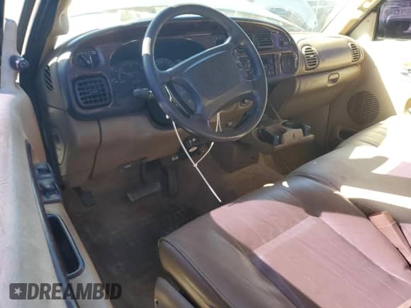 2001 Dodge 3500 с VIN 1B7MC336X1J590276, выставлен на аукционе Copart как лот 84184234 с пробегом 384 928 миль миль и Списание • Salvage title. История ставок и продаж доступна на DreamBid. Изображение 8.