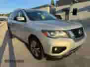 2017 Nissan Pathfinder SV with VIN 5N1DR2MN2HC672804, listed as a Copart auction lot 69155945 with Not provided miles and Clean title. Bid and sale history available at DreamBid. Image 4.