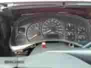 2002 GMC Sierra 1500 z VIN 1GTEC14W52Z338669, wystawiony jako Copart lot #53890055 z przebiegiem Nie podano mil oraz Szkoda całkowita • Salvage title. Historia ofert i sprzedaży dostępna na DreamBid. Obrazek 9.